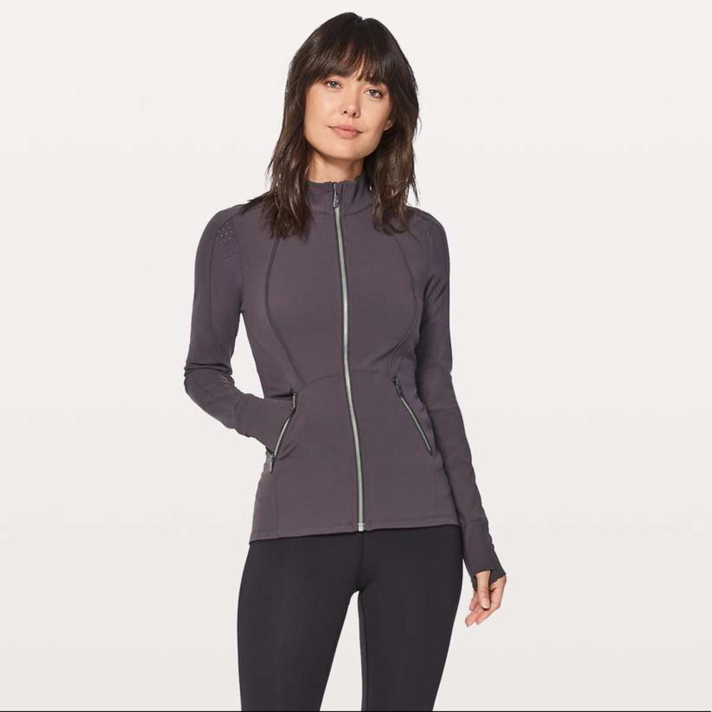 Lululemon Sleek Essentials Jacket Boysenberry Size 4 - Picture 4 of 9